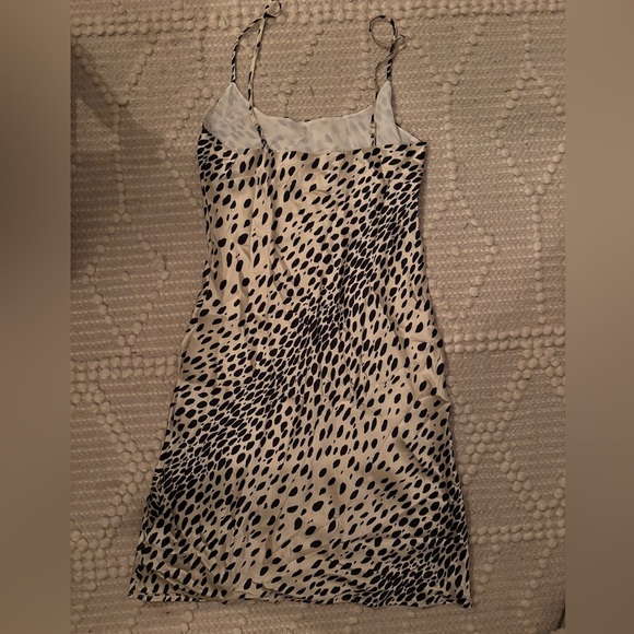 Women’s Reformation Leopard Animal Print slip dress size xs. 100% silk. - Picture 3 of 3